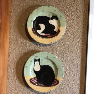 2 cat decorative plates